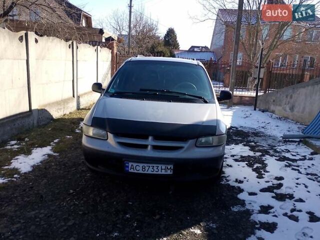 Крайслер Grand Voyager, об'ємом двигуна 2.5 л та пробігом 250 тис. км за 2400 $, фото 1 на Automoto.ua