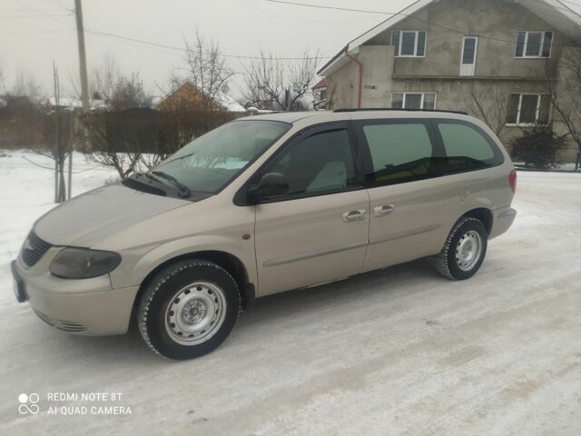 Сірий Крайслер Grand Voyager, об'ємом двигуна 2.5 л та пробігом 208 тис. км за 5000 $, фото 1 на Automoto.ua