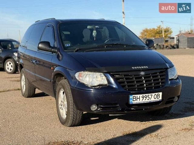 Синій Крайслер Grand Voyager, об'ємом двигуна 2.78 л та пробігом 353 тис. км за 8500 $, фото 1 на Automoto.ua