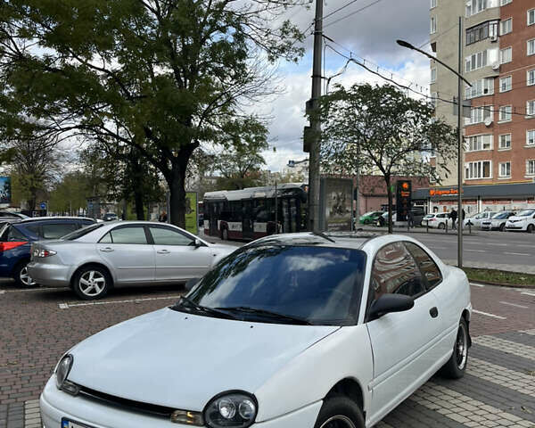 Білий Крайслер Neon, об'ємом двигуна 2 л та пробігом 170 тис. км за 1699 $, фото 1 на Automoto.ua