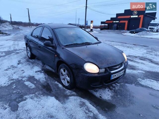 Черный Крайслер Неон, объемом двигателя 2 л и пробегом 320 тыс. км за 1399 $, фото 1 на Automoto.ua