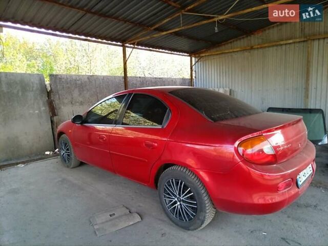 Красный Крайслер Неон, объемом двигателя 2 л и пробегом 280 тыс. км за 3999 $, фото 1 на Automoto.ua