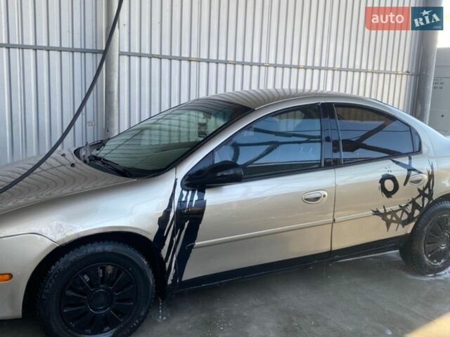 Серый Крайслер Неон, объемом двигателя 2 л и пробегом 240 тыс. км за 1200 $, фото 1 на Automoto.ua