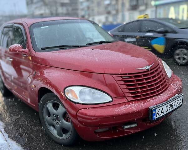 Красный Крайслер ПТ Крузер, объемом двигателя 2.43 л и пробегом 300 тыс. км за 3950 $, фото 1 на Automoto.ua