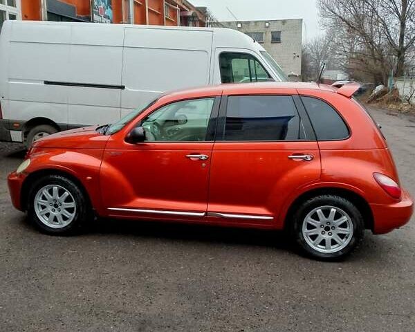 Оранжевый Крайслер ПТ Крузер, объемом двигателя 2.43 л и пробегом 270 тыс. км за 4599 $, фото 1 на Automoto.ua