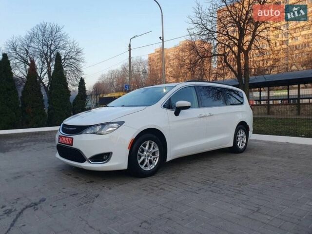 Білий Крайслер Pacifica, об'ємом двигуна 3.6 л та пробігом 121 тис. км за 17999 $, фото 1 на Automoto.ua