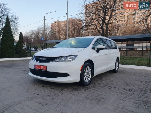 Білий Крайслер Pacifica, об'ємом двигуна 3.6 л та пробігом 147 тис. км за 17599 $, фото 1 на Automoto.ua