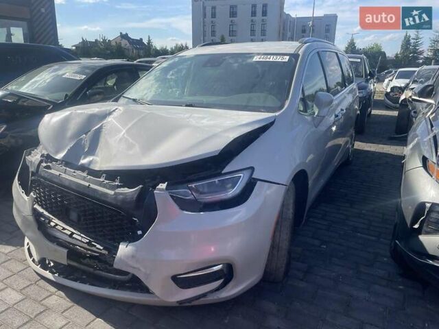 Білий Крайслер Pacifica, об'ємом двигуна 3.6 л та пробігом 146 тис. км за 11000 $, фото 1 на Automoto.ua