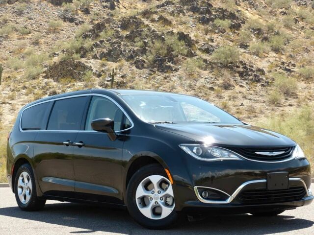 Чорний Крайслер Pacifica, об'ємом двигуна 3.6 л та пробігом 51 тис. км за 4908 $, фото 1 на Automoto.ua