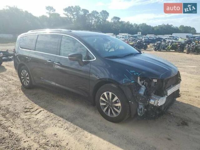 Чорний Крайслер Pacifica, об'ємом двигуна 3.6 л та пробігом 262 тис. км за 14500 $, фото 1 на Automoto.ua