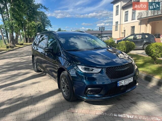 Синій Крайслер Pacifica, об'ємом двигуна 3.6 л та пробігом 117 тис. км за 24950 $, фото 1 на Automoto.ua
