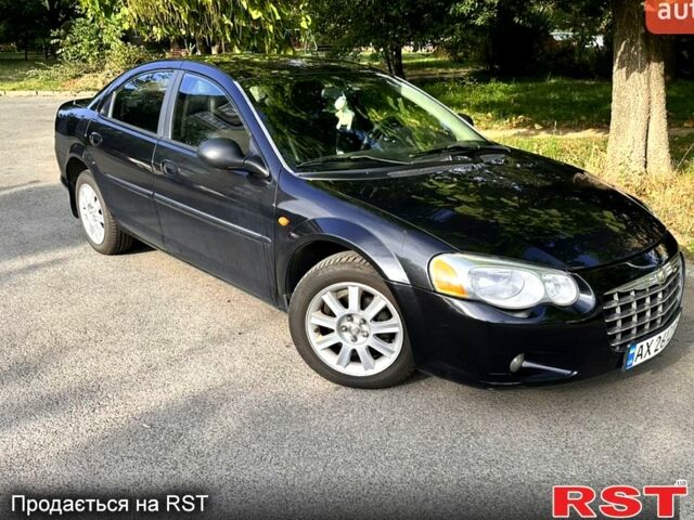 Черный Крайслер Себринг, объемом двигателя 2 л и пробегом 257 тыс. км за 4300 $, фото 1 на Automoto.ua