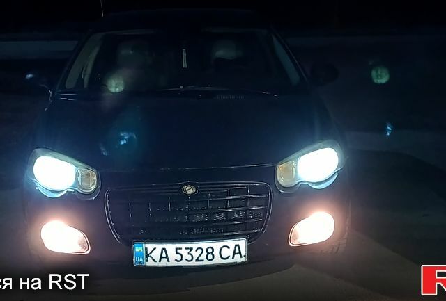 Черный Крайслер Себринг, объемом двигателя 2.8 л и пробегом 330 тыс. км за 3900 $, фото 1 на Automoto.ua