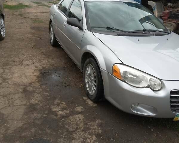 Серый Крайслер Себринг, объемом двигателя 2.7 л и пробегом 118 тыс. км за 3700 $, фото 1 на Automoto.ua