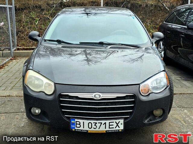 Серый Крайслер Себринг, объемом двигателя 2 л и пробегом 200 тыс. км за 2500 $, фото 1 на Automoto.ua