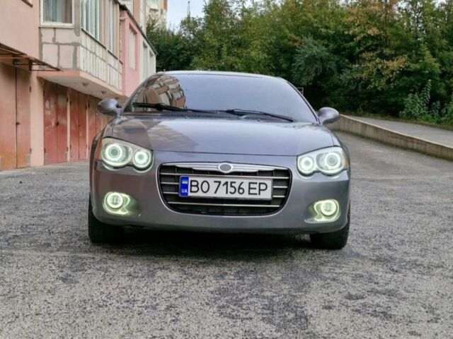 Серый Крайслер Себринг, объемом двигателя 2 л и пробегом 306 тыс. км за 5000 $, фото 1 на Automoto.ua