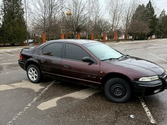 Червоний Крайслер Stratus, об'ємом двигуна 2 л та пробігом 348 тис. км за 1700 $, фото 1 на Automoto.ua