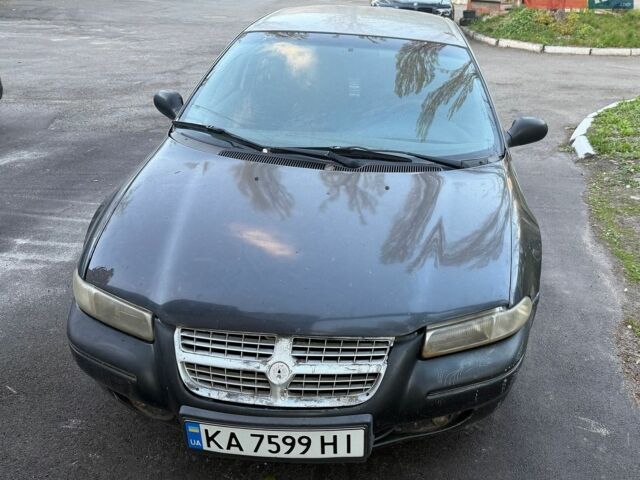 Сірий Крайслер Stratus, об'ємом двигуна 2 л та пробігом 310 тис. км за 1200 $, фото 1 на Automoto.ua