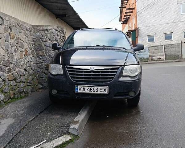 Чорний Крайслер Voyager, об'ємом двигуна 2.78 л та пробігом 365 тис. км за 4200 $, фото 1 на Automoto.ua