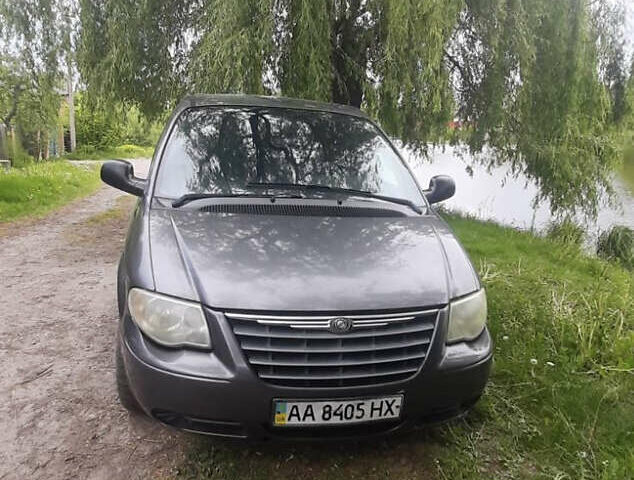 Крайслер Вояджер, объемом двигателя 2.8 л и пробегом 365 тыс. км за 4100 $, фото 1 на Automoto.ua