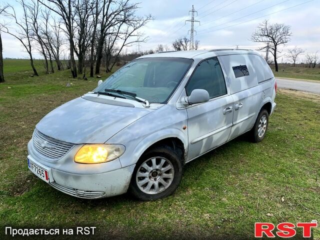 Сірий Крайслер Voyager, об'ємом двигуна 2.5 л та пробігом 30200 тис. км за 1499 $, фото 1 на Automoto.ua