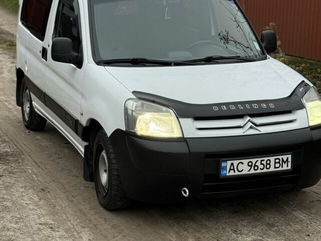 Белый Ситроен 2CV, объемом двигателя 2 л и пробегом 300 тыс. км за 3300 $, фото 1 на Automoto.ua