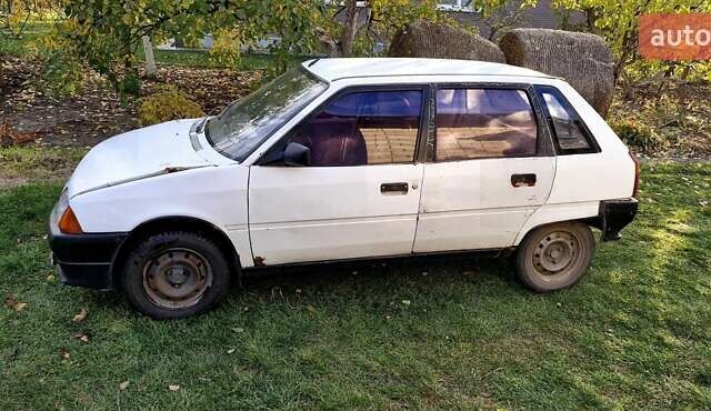 Белый Ситроен АХ, объемом двигателя 1.1 л и пробегом 360 тыс. км за 507 $, фото 1 на Automoto.ua