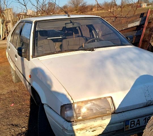 Белый Ситроен БХ, объемом двигателя 15 л и пробегом 1000 тыс. км за 300 $, фото 1 на Automoto.ua