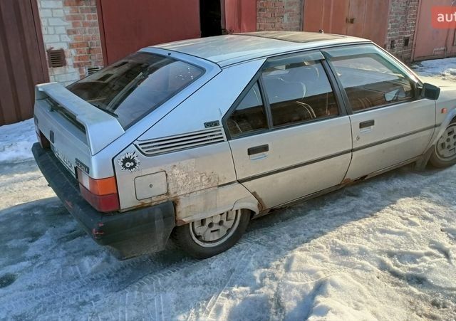 Серый Ситроен БХ, объемом двигателя 1.9 л и пробегом 269 тыс. км за 1000 $, фото 1 на Automoto.ua