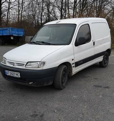 Белый Ситроен Берлинго, объемом двигателя 1.91 л и пробегом 350 тыс. км за 1650 $, фото 1 на Automoto.ua