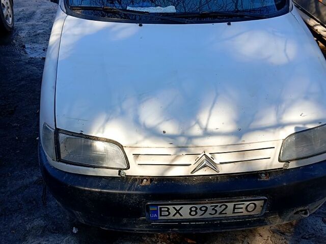 Белый Ситроен Берлинго, объемом двигателя 1.9 л и пробегом 260 тыс. км за 2600 $, фото 1 на Automoto.ua