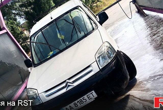 Белый Ситроен Берлинго, объемом двигателя 1.9 л и пробегом 0 тыс. км за 3999 $, фото 1 на Automoto.ua