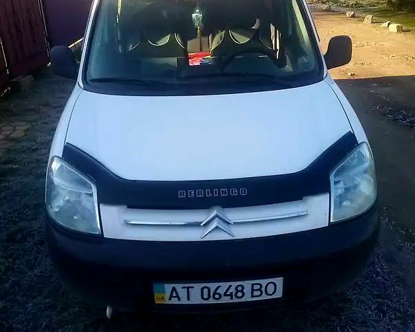 Белый Ситроен Берлинго, объемом двигателя 2 л и пробегом 220 тыс. км за 3100 $, фото 1 на Automoto.ua