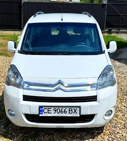 Белый Ситроен Берлинго, объемом двигателя 1.6 л и пробегом 239 тыс. км за 8300 $, фото 1 на Automoto.ua
