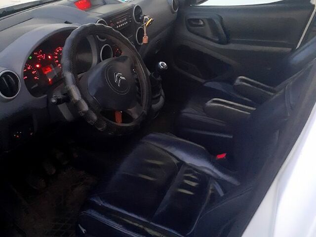 Білий Сітроен Берлінго, об'ємом двигуна 1.6 л та пробігом 0 тис. км за 6500 $, фото 1 на Automoto.ua