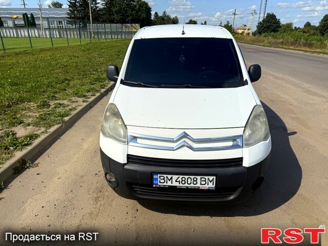 Белый Ситроен Берлинго, объемом двигателя 1.6 л и пробегом 350 тыс. км за 5999 $, фото 1 на Automoto.ua