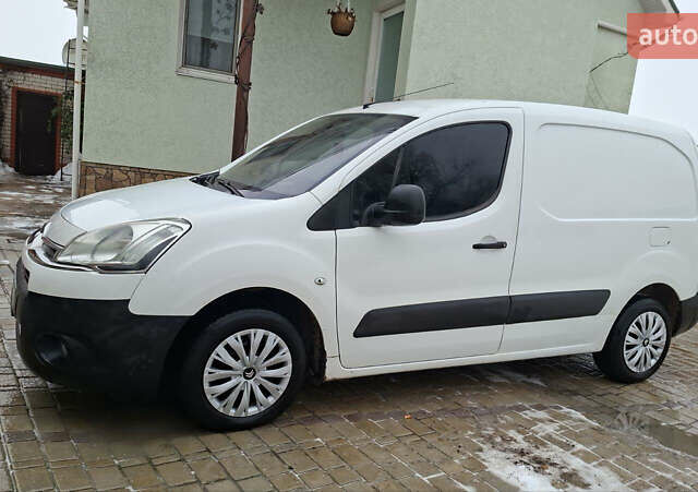 Білий Сітроен Берлінго, об'ємом двигуна 1.6 л та пробігом 306 тис. км за 5300 $, фото 1 на Automoto.ua