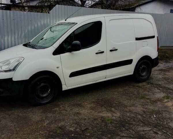 Білий Сітроен Берлінго, об'ємом двигуна 1.56 л та пробігом 260 тис. км за 4800 $, фото 1 на Automoto.ua