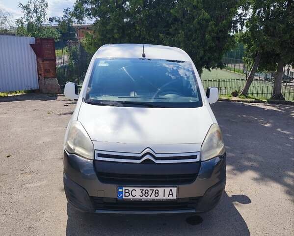 Белый Ситроен Берлинго, объемом двигателя 1.6 л и пробегом 320 тыс. км за 5700 $, фото 1 на Automoto.ua