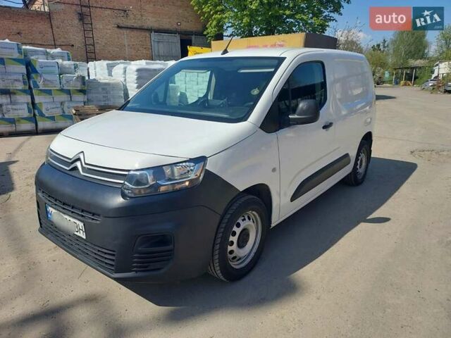 Білий Сітроен Берлінго, об'ємом двигуна 0 л та пробігом 140 тис. км за 13000 $, фото 1 на Automoto.ua
