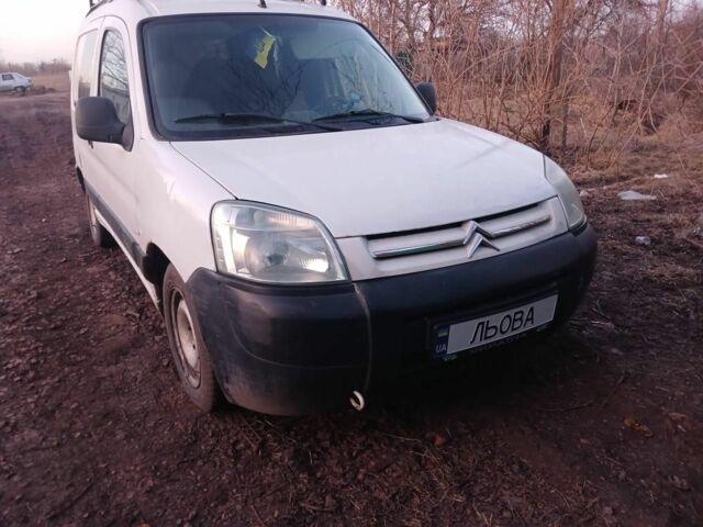 Білий Сітроен Берлінго, об'ємом двигуна 1.1 л та пробігом 190 тис. км за 2000 $, фото 1 на Automoto.ua