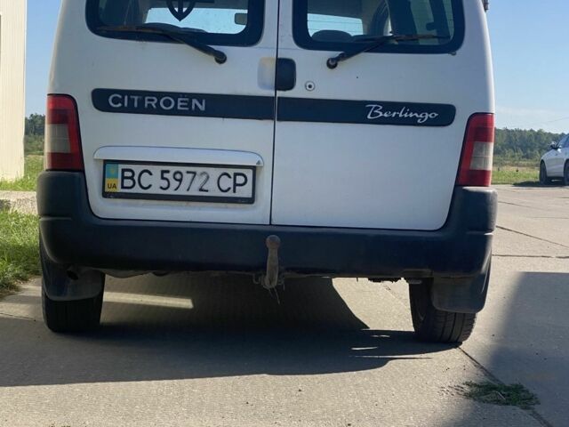 Белый Ситроен Берлинго, объемом двигателя 2 л и пробегом 375 тыс. км за 3450 $, фото 1 на Automoto.ua