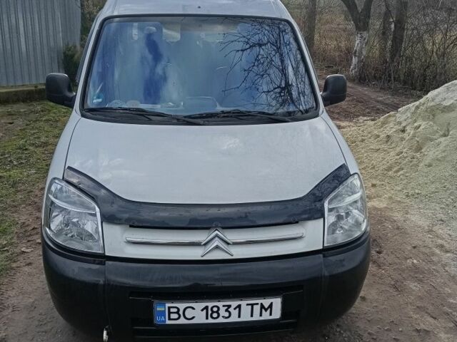 Білий Сітроен Берлінго, об'ємом двигуна 1.6 л та пробігом 290 тис. км за 3361 $, фото 1 на Automoto.ua