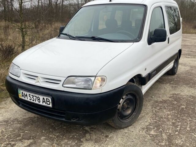 Белый Ситроен Берлинго, объемом двигателя 1.9 л и пробегом 357 тыс. км за 2000 $, фото 1 на Automoto.ua