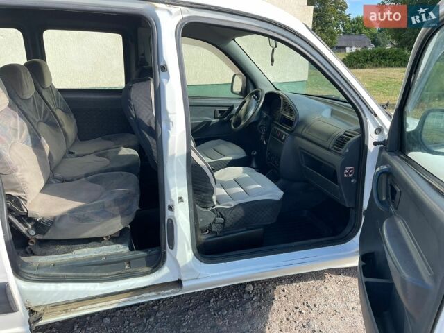 Белый Ситроен Берлинго, объемом двигателя 1.87 л и пробегом 277 тыс. км за 1850 $, фото 1 на Automoto.ua