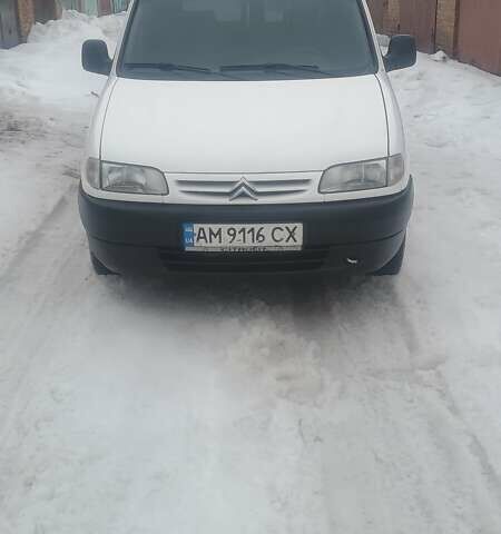 Белый Ситроен Берлинго, объемом двигателя 1.9 л и пробегом 250 тыс. км за 2500 $, фото 1 на Automoto.ua