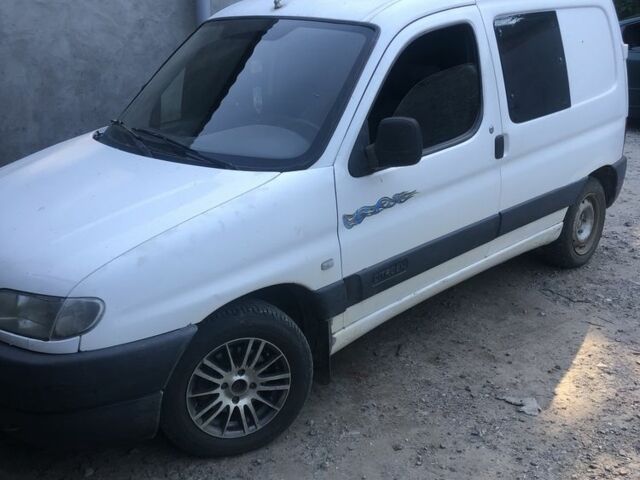 Білий Сітроен Берлінго, об'ємом двигуна 0 л та пробігом 321 тис. км за 2000 $, фото 1 на Automoto.ua