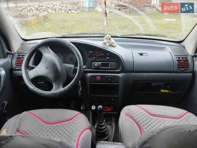 Білий Сітроен Берлінго, об'ємом двигуна 1.1 л та пробігом 300 тис. км за 2200 $, фото 1 на Automoto.ua