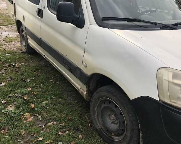 Білий Сітроен Берлінго, об'ємом двигуна 1.9 л та пробігом 297 тис. км за 2000 $, фото 1 на Automoto.ua