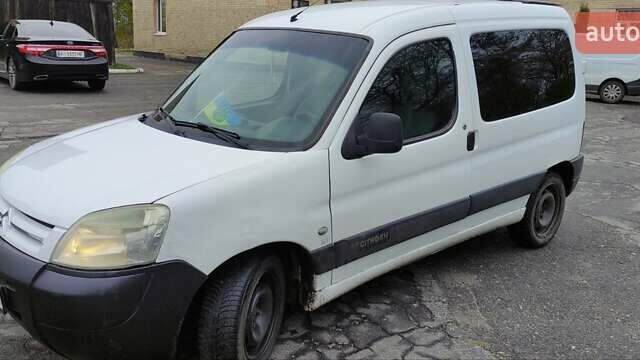 Белый Ситроен Берлинго, объемом двигателя 2 л и пробегом 311 тыс. км за 3000 $, фото 1 на Automoto.ua